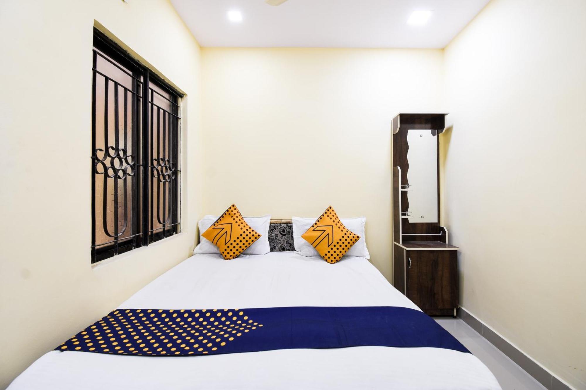 נאגפור Hotel O Gaurav Guest House מראה חיצוני תמונה